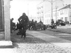 Quân Đức tấn công thủ đô Warsaw, Ba Lan năm 1939.